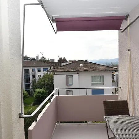 Very & Bright - Vineyard 51 Apartment